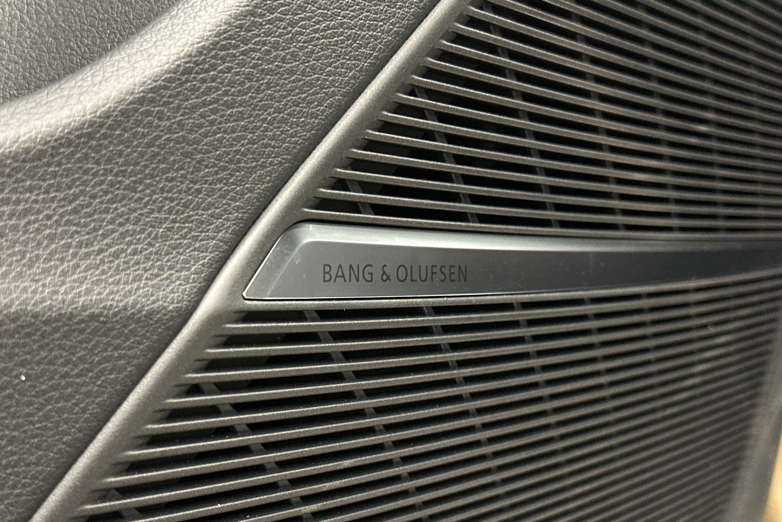 beige Audi Q7 2026 kuva 41.