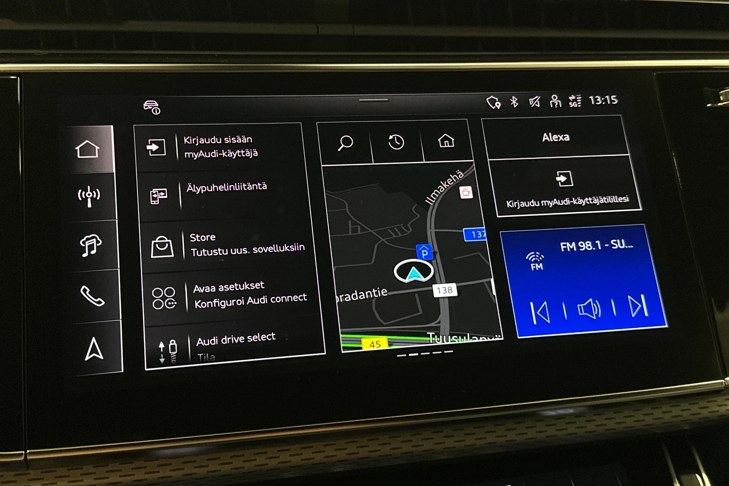 harmaa Audi Q7 2026 kuva 25.