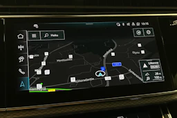 harmaa Audi Q7 2026 kuva 26.