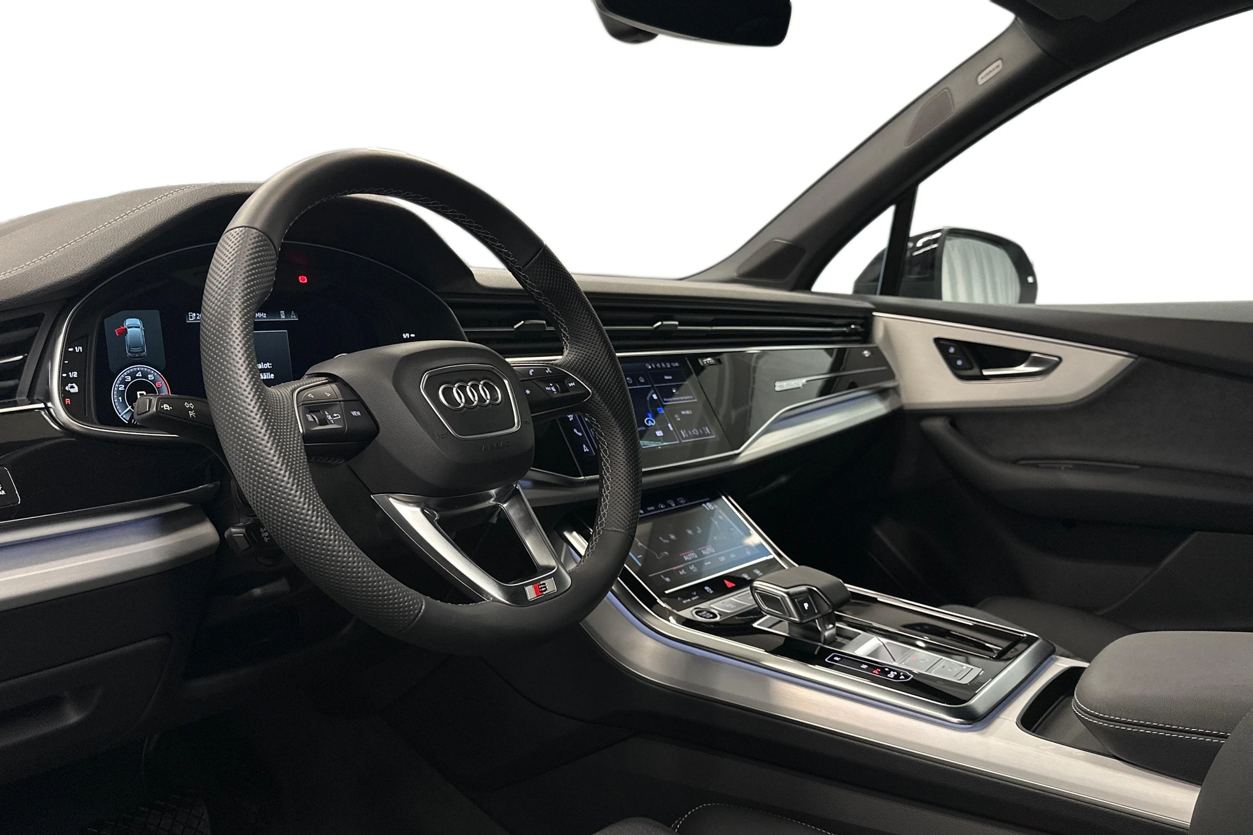 hopea Audi Q7 2026 kuva 6.