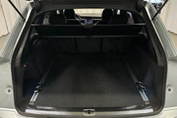hopea Audi Q7 2026 kuva 11.