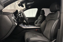 hopea Audi Q7 2026 kuva 15.