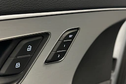 hopea Audi Q7 2026 kuva 17.