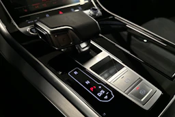 hopea Audi Q7 2026 kuva 36.
