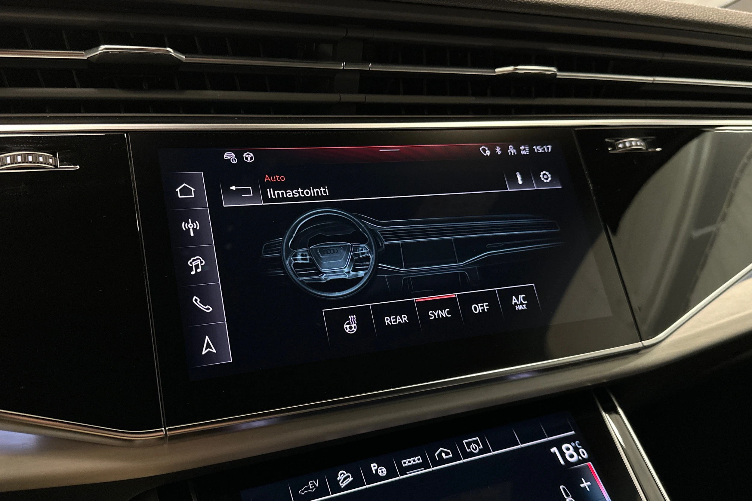beige Audi Q7 2026 kuva 18.