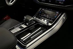 beige Audi Q7 2026 kuva 24.