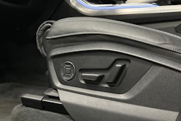 beige Audi Q7 2026 kuva 26.