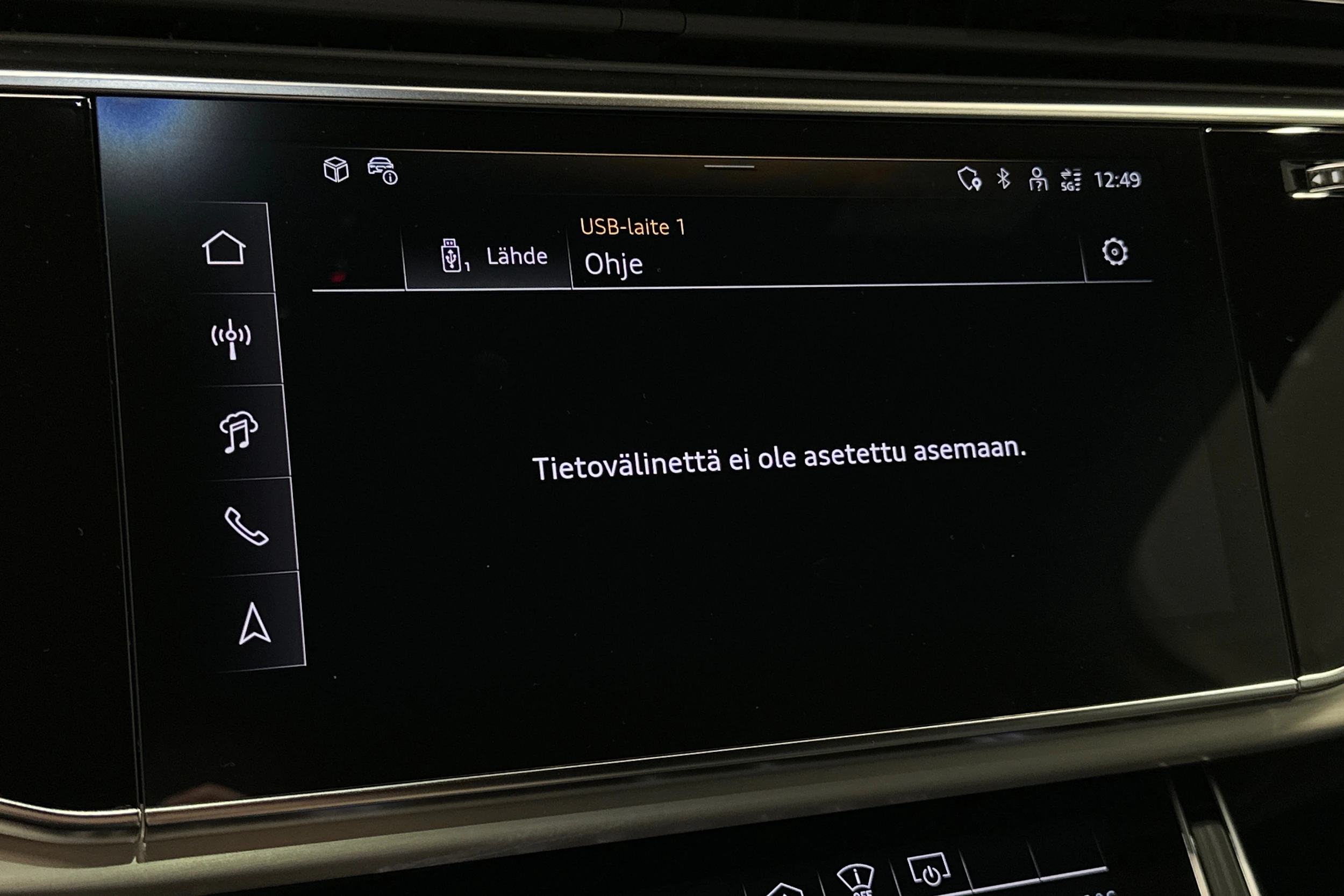 sininen Audi Q7 2026 kuva 22.