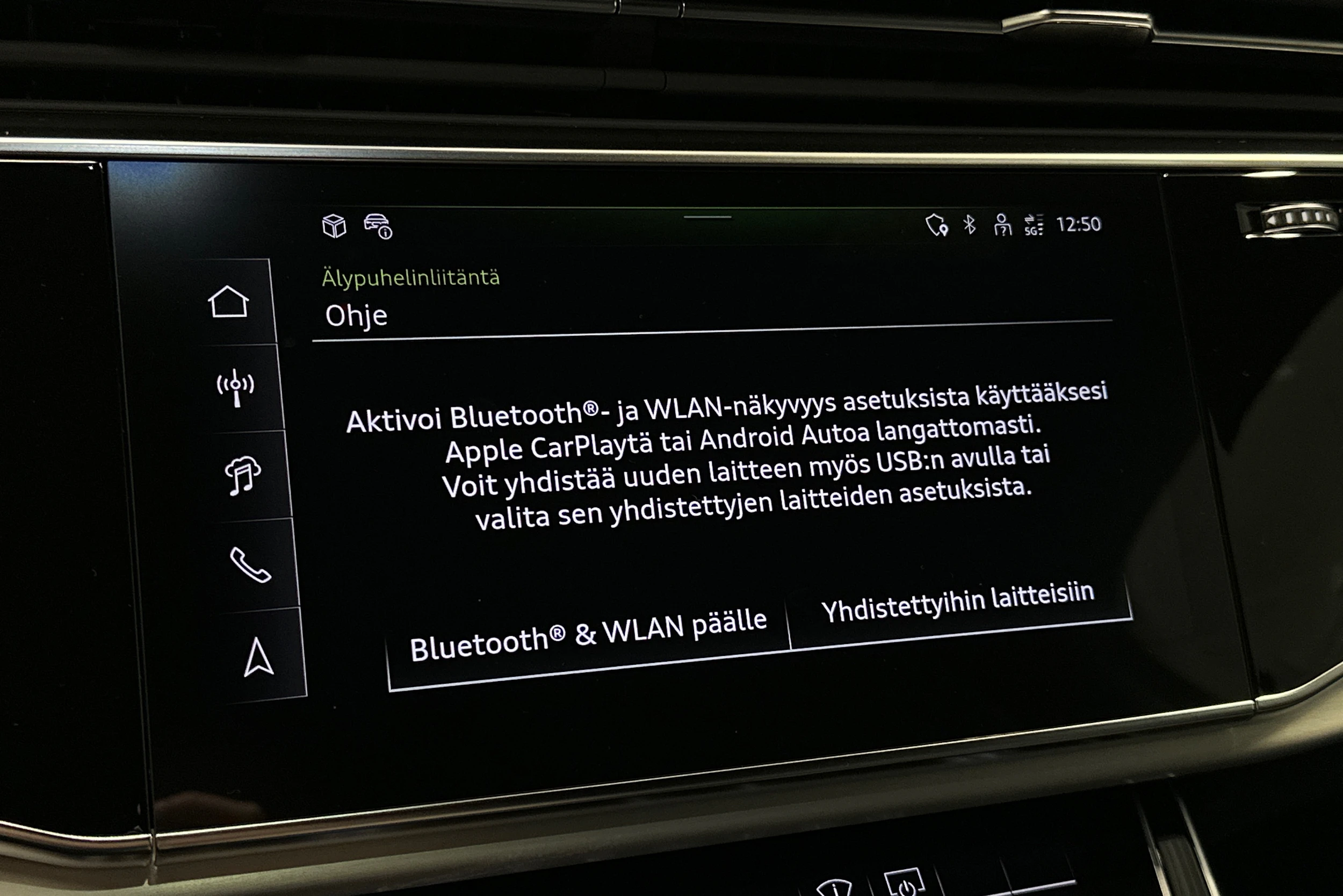sininen Audi Q7 2026 kuva 25.