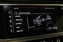 sininen Audi Q7 2026 kuva 27.
