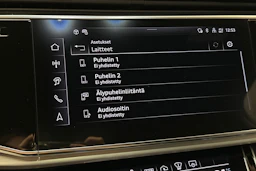 sininen Audi Q7 2026 kuva 30.