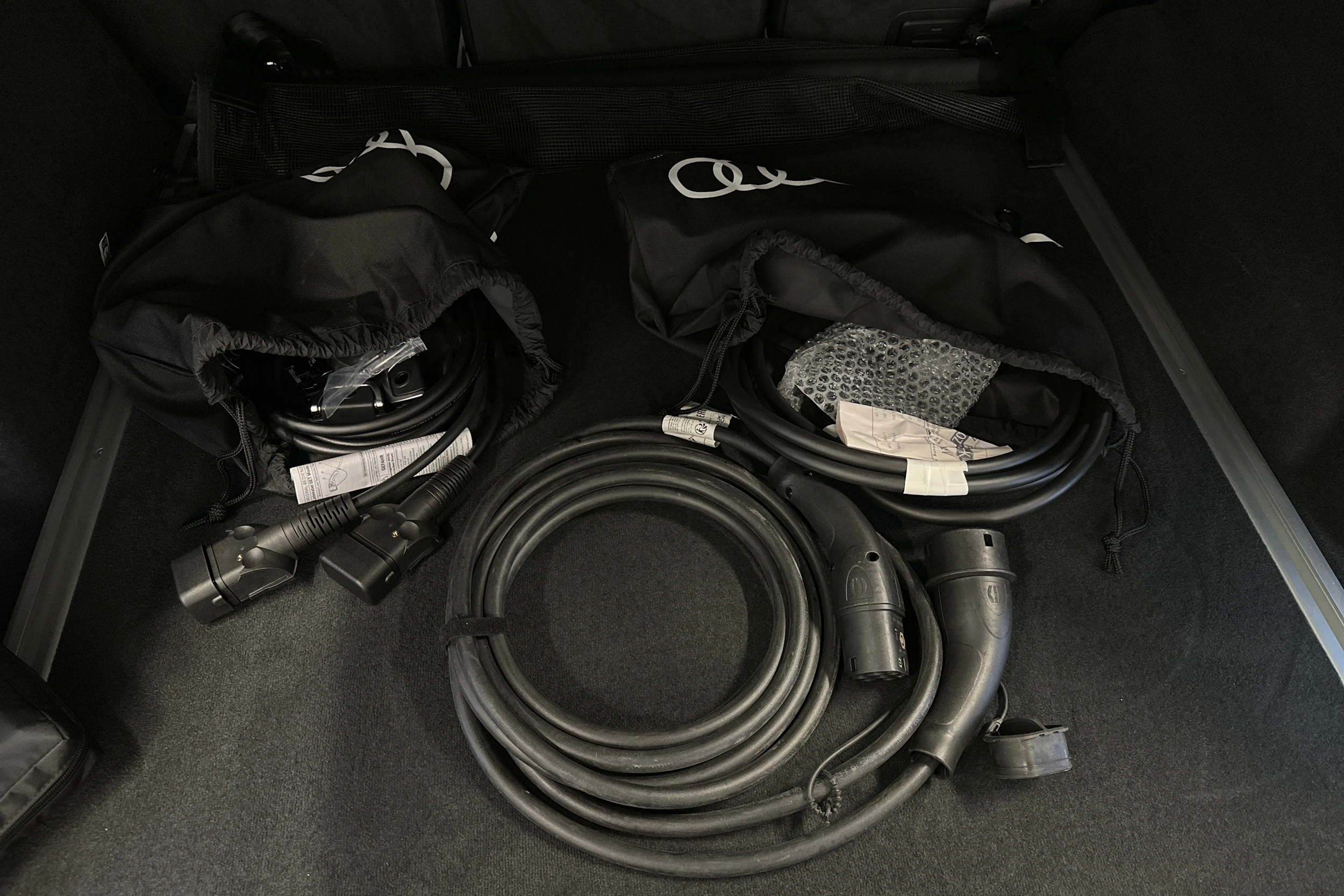 sininen Audi Q7 2026 kuva 36.