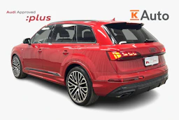punainen Audi Q7 2026 kuva 2.