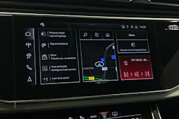 punainen Audi Q7 2026 kuva 16.