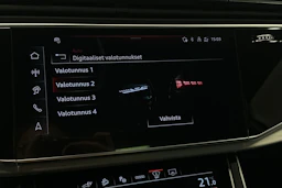 punainen Audi Q7 2026 kuva 29.