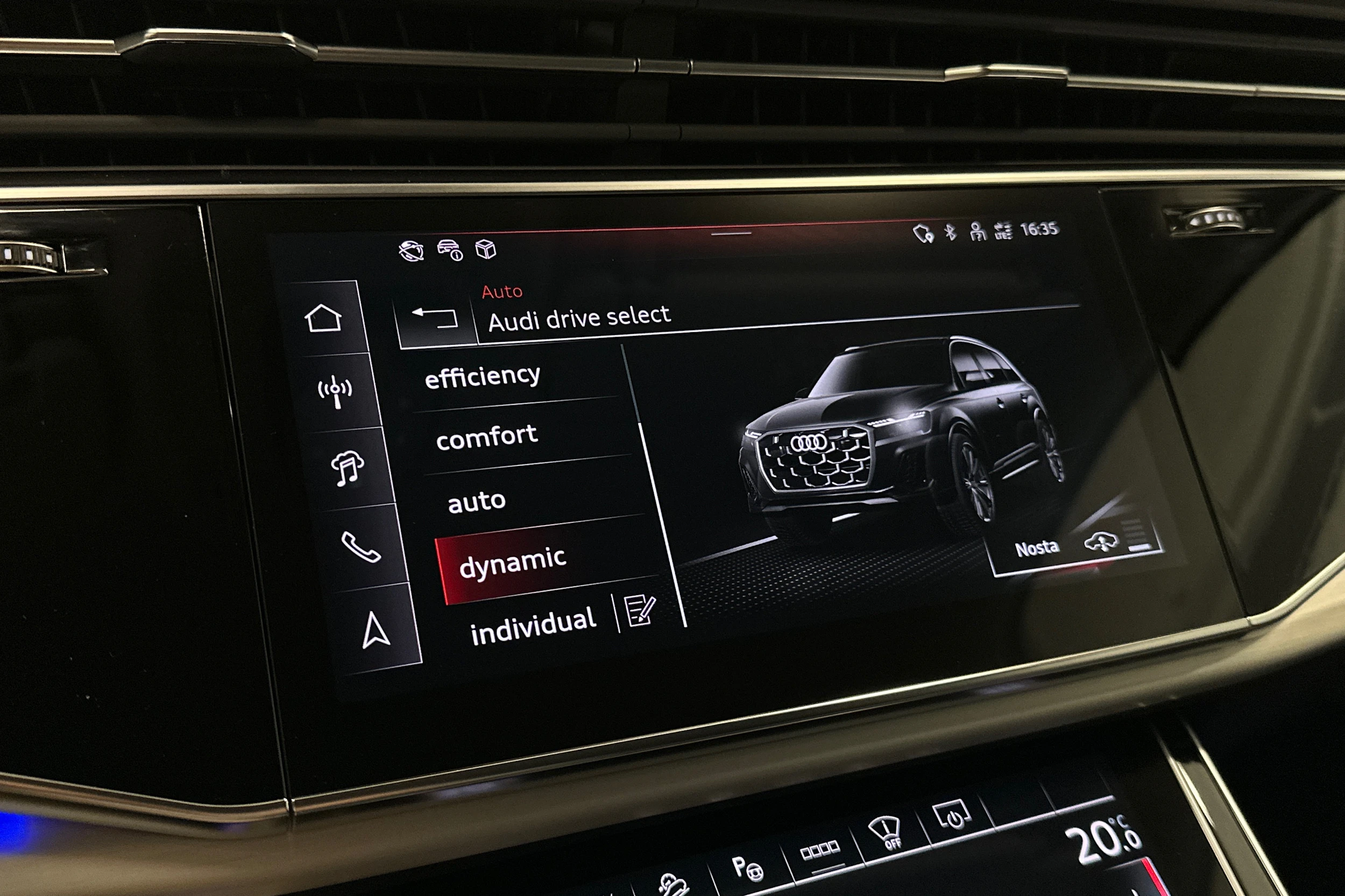 hopea Audi Q7 2026 kuva 26.