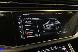 hopea Audi Q7 2026 kuva 26.