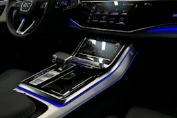 hopea Audi Q7 2026 kuva 28.