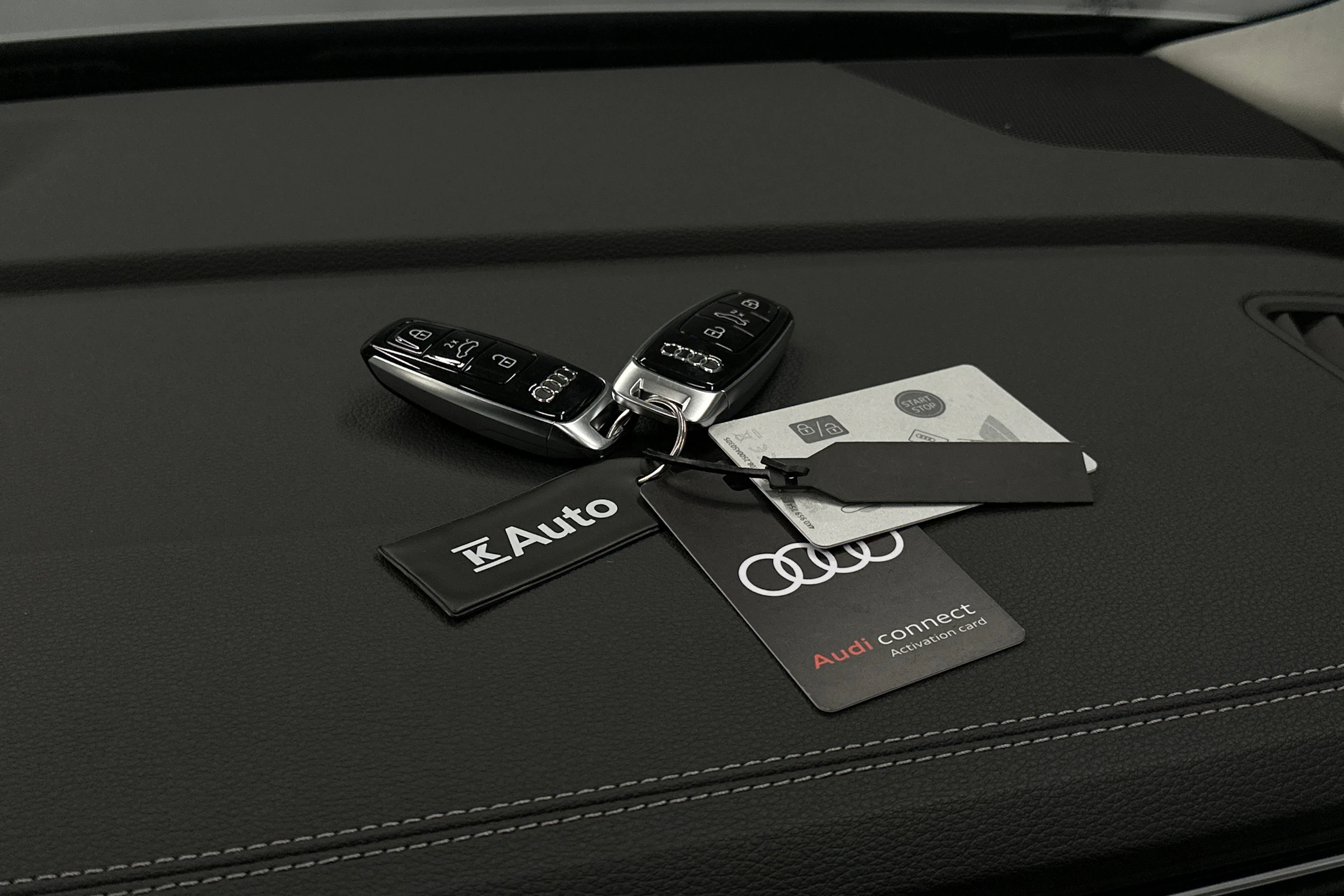 hopea Audi Q7 2026 kuva 37.