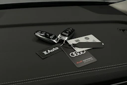 hopea Audi Q7 2026 kuva 37.