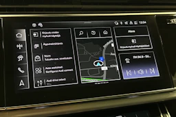punainen Audi Q7 2026 kuva 25.
