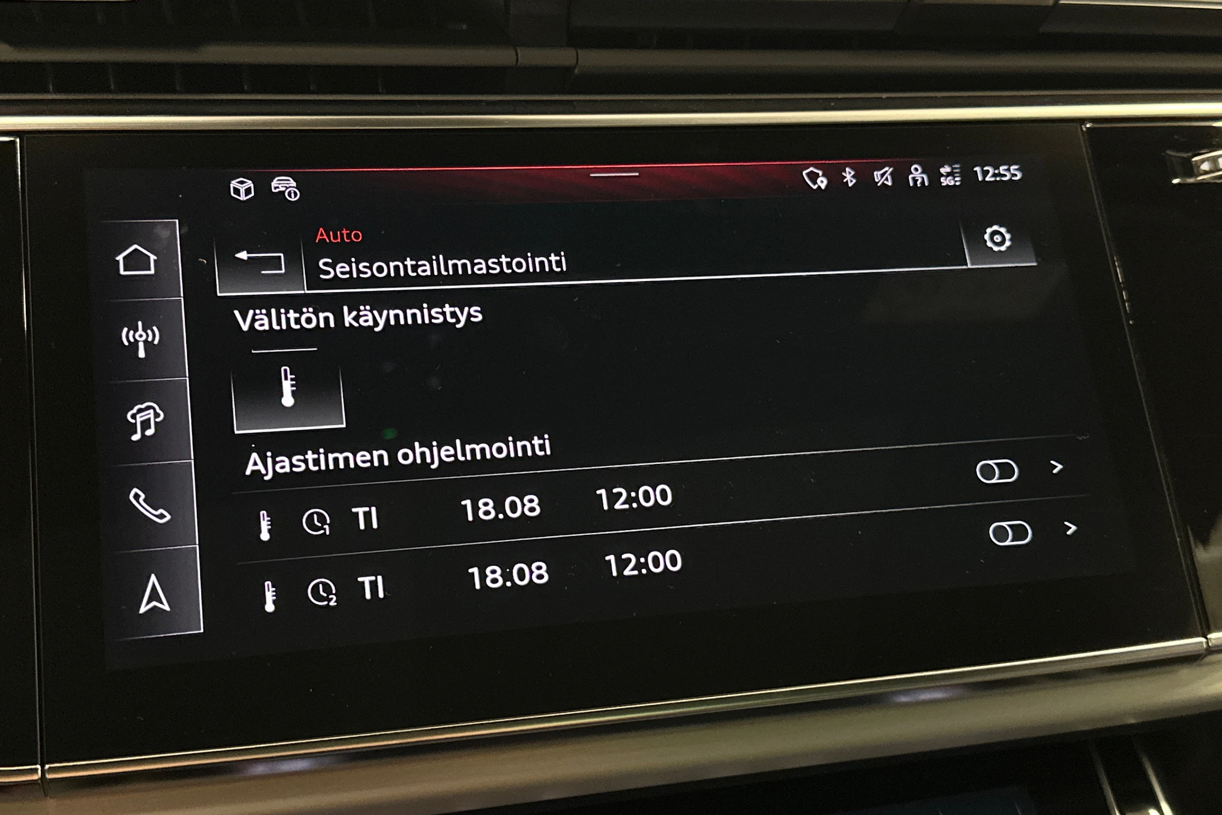 punainen Audi Q7 2026 kuva 29.