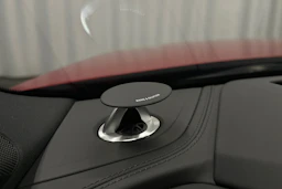 punainen Audi Q7 2026 kuva 38.