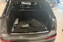 harmaa Audi Q7 2026 kuva 12.