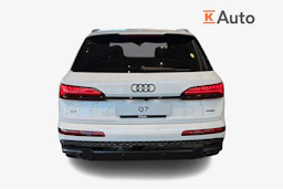 valkoinen Audi Q7 2026 kuva 3.