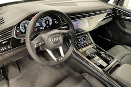 sininen Audi Q7 2026 kuva 7.