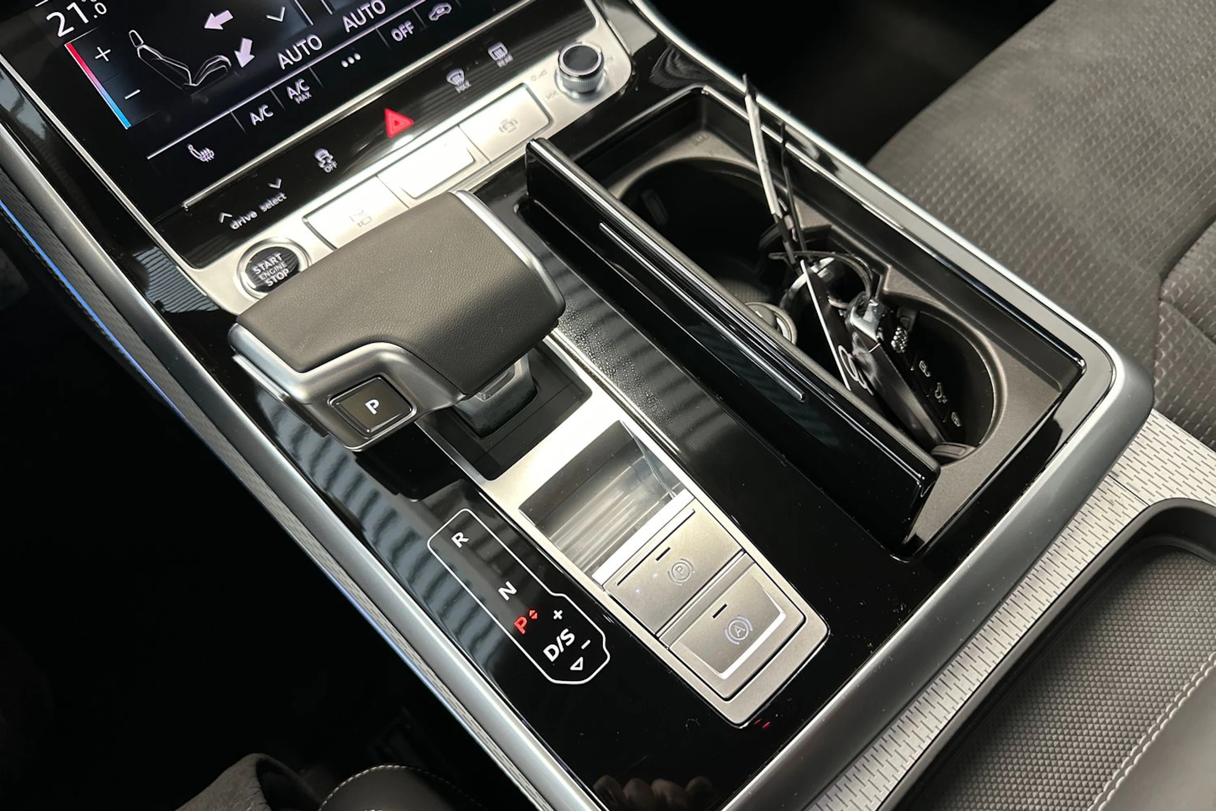 met. ruskea (beige) Audi Q7 2026 kuva 17.