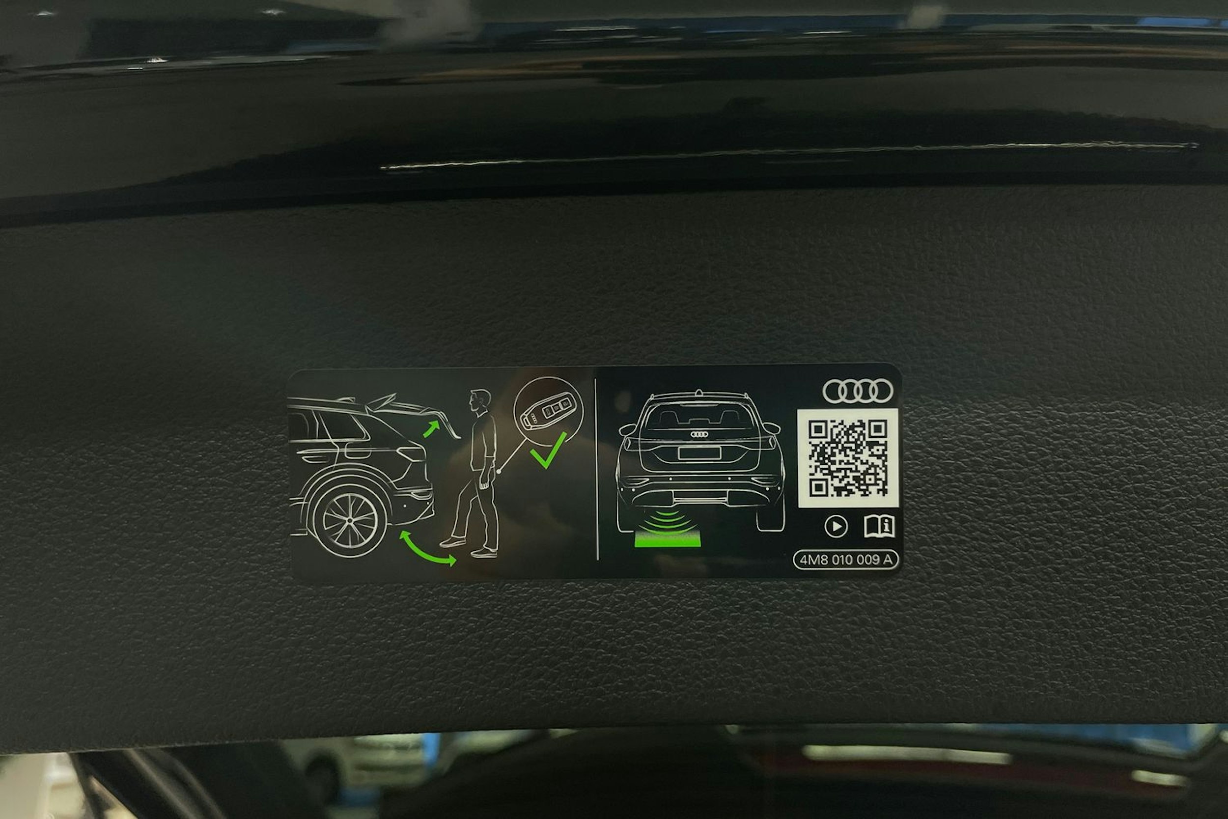 musta Audi Q7 2026 kuva 22.