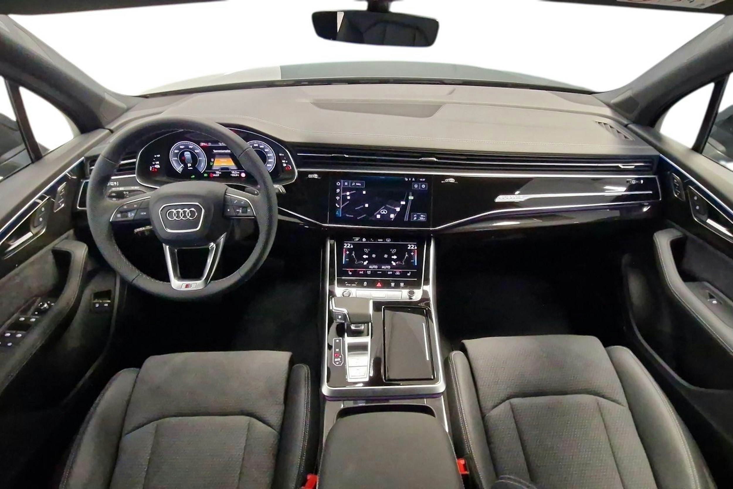 mythos musta Audi Q7 2026 kuva 2.