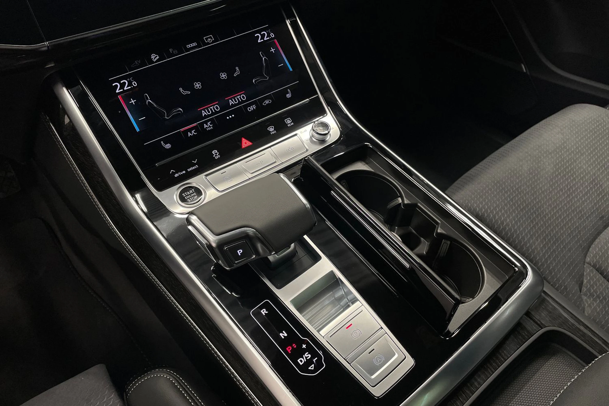 met. ruskea (beige) Audi Q7 2026 kuva 17.