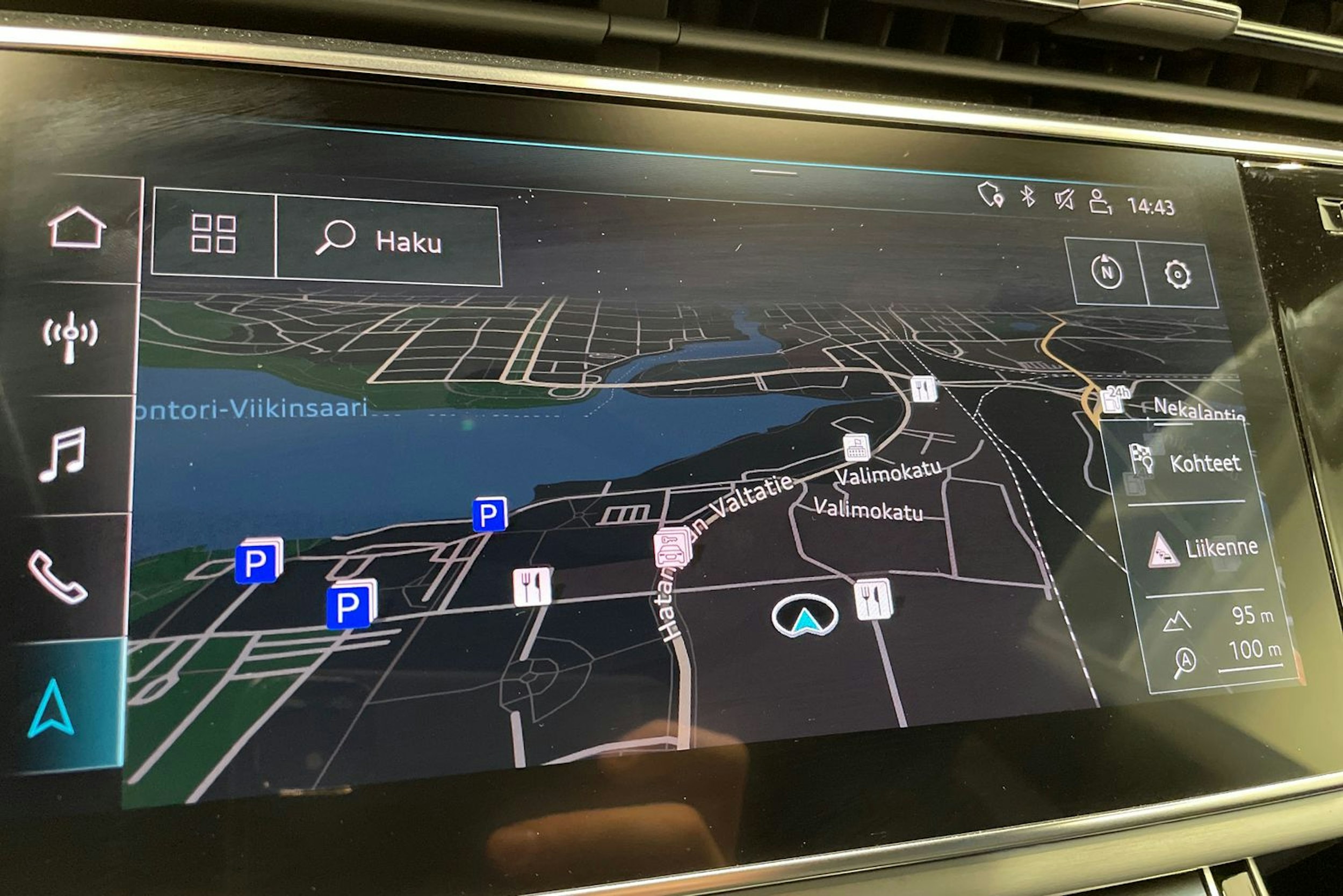 Sininen Audi Q8 2018 kuva 20.