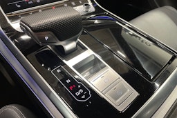 Sininen Audi Q8 2018 kuva 23.