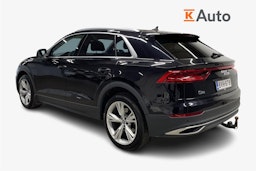 musta Audi Q8 2019 kuva 2.