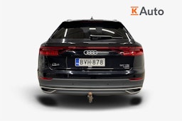 musta Audi Q8 2019 kuva 3.