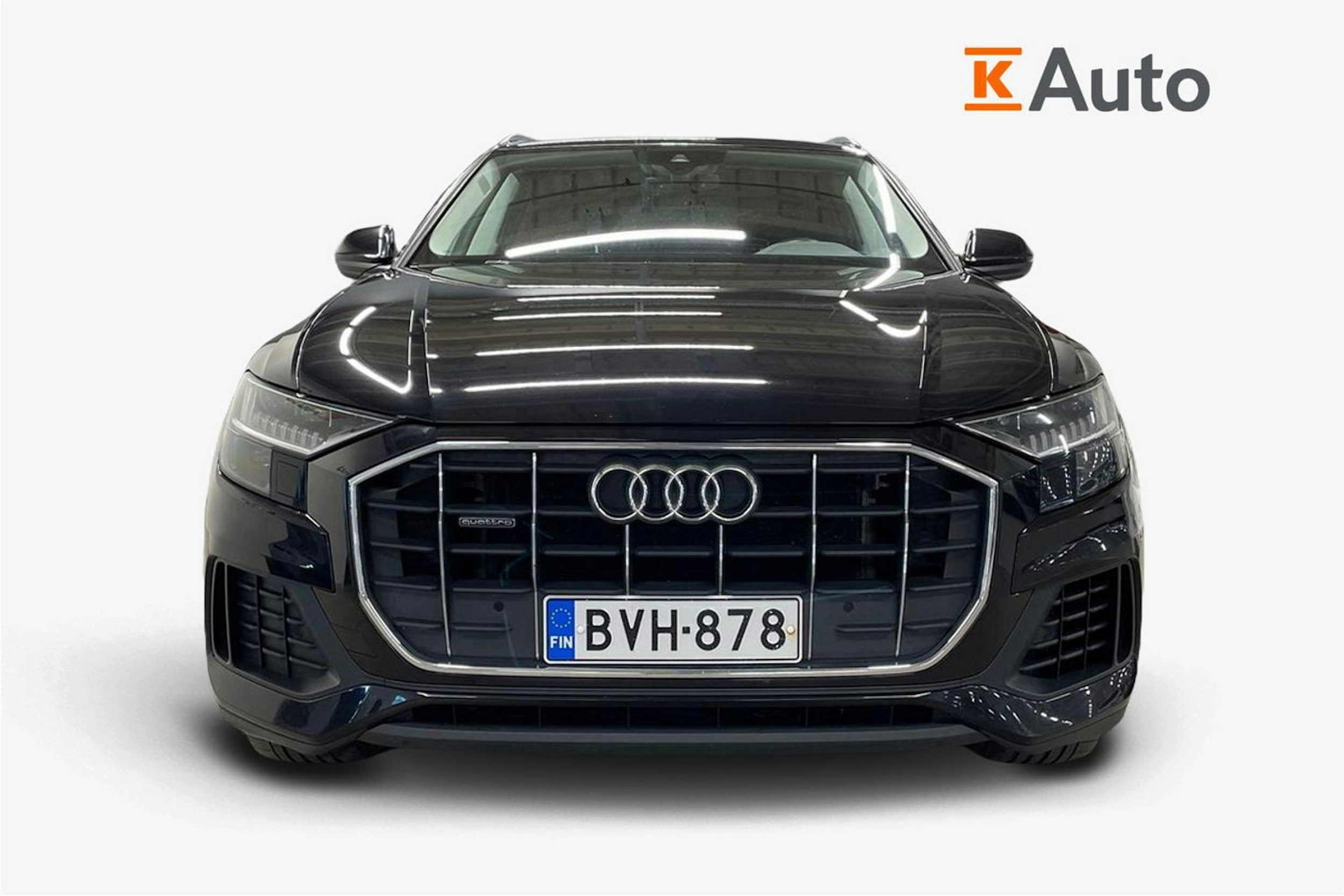 musta Audi Q8 2019 kuva 4.