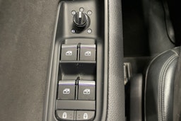 musta Audi Q8 2019 kuva 24.