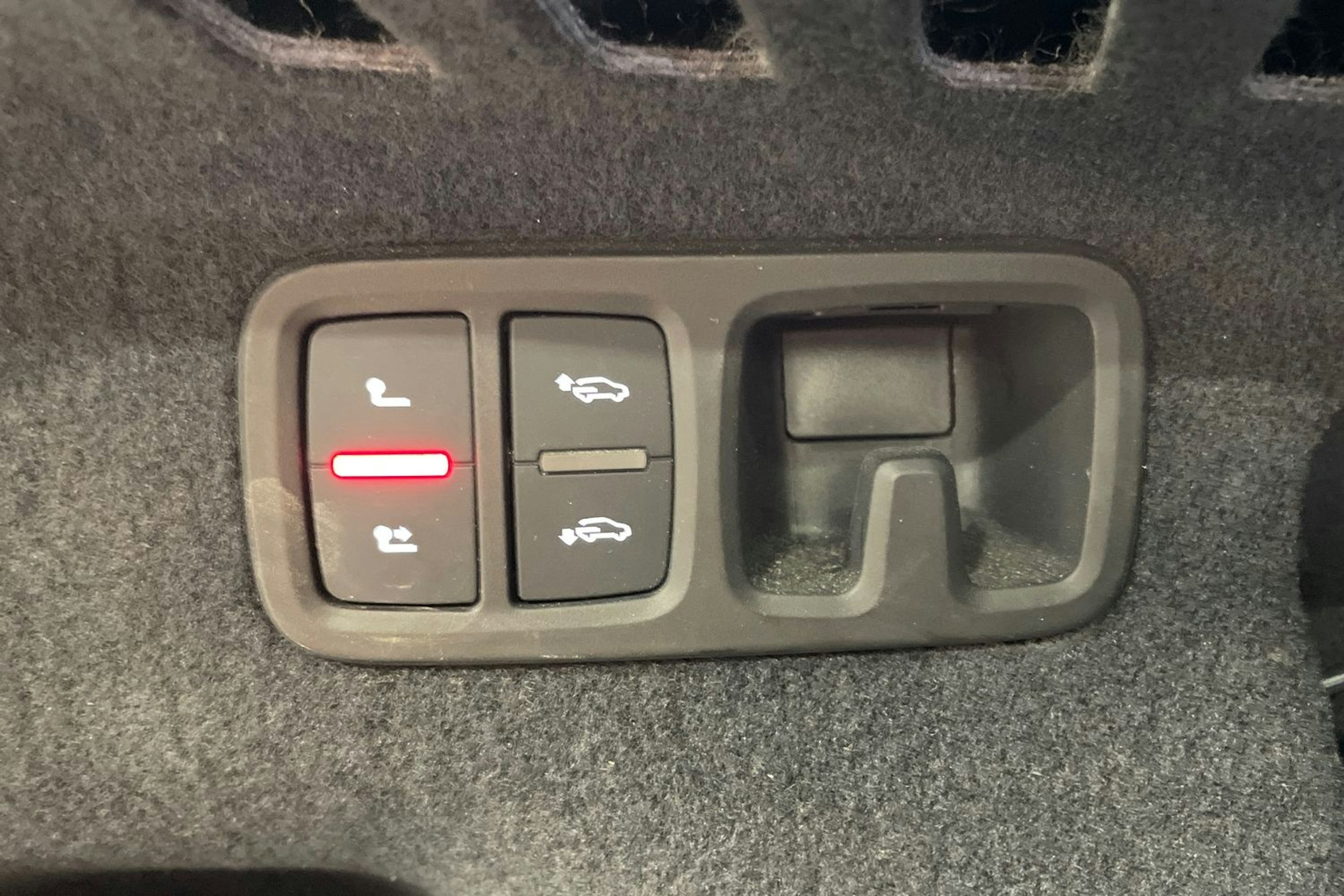 musta Audi Q8 2019 kuva 30.