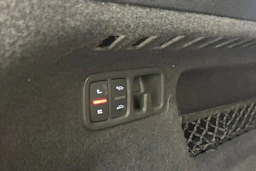 sininen Audi Q8 2019 kuva 18.