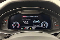 sininen Audi Q8 2019 kuva 25.