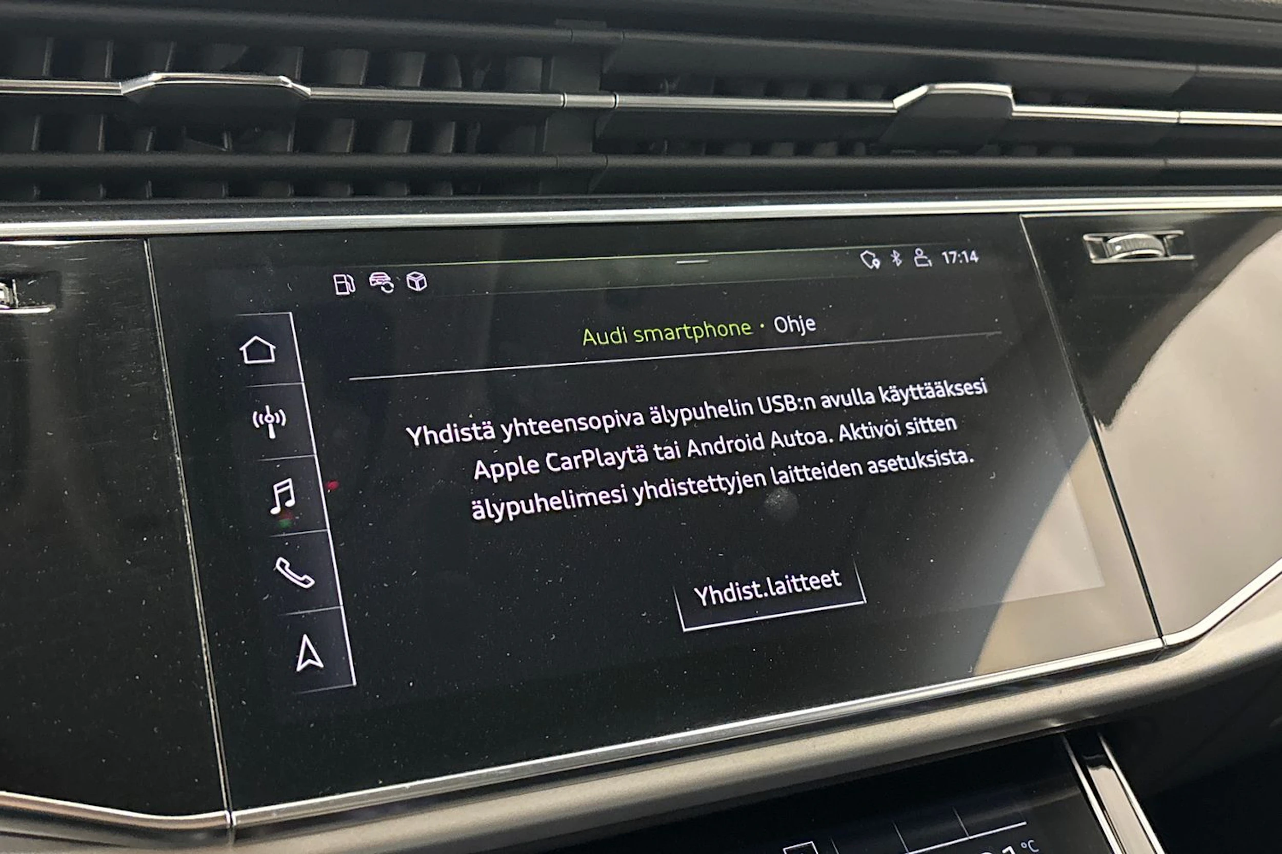 sininen Audi Q8 2019 kuva 27.
