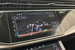 sininen Audi Q8 2019 kuva 28.