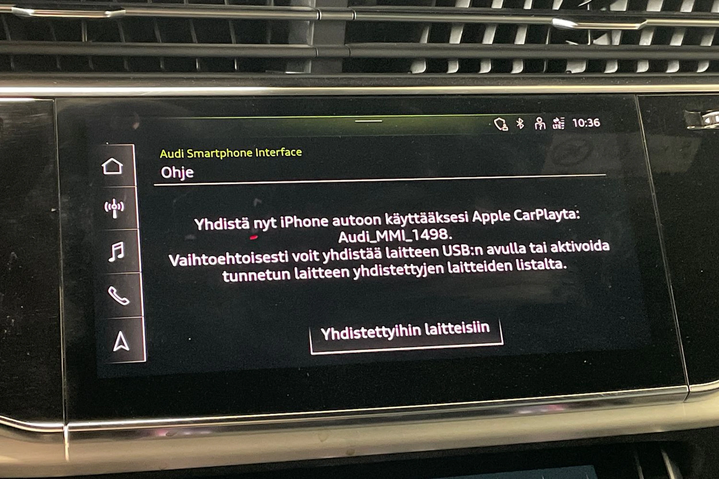 sininen Audi Q8 2021 kuva 24.