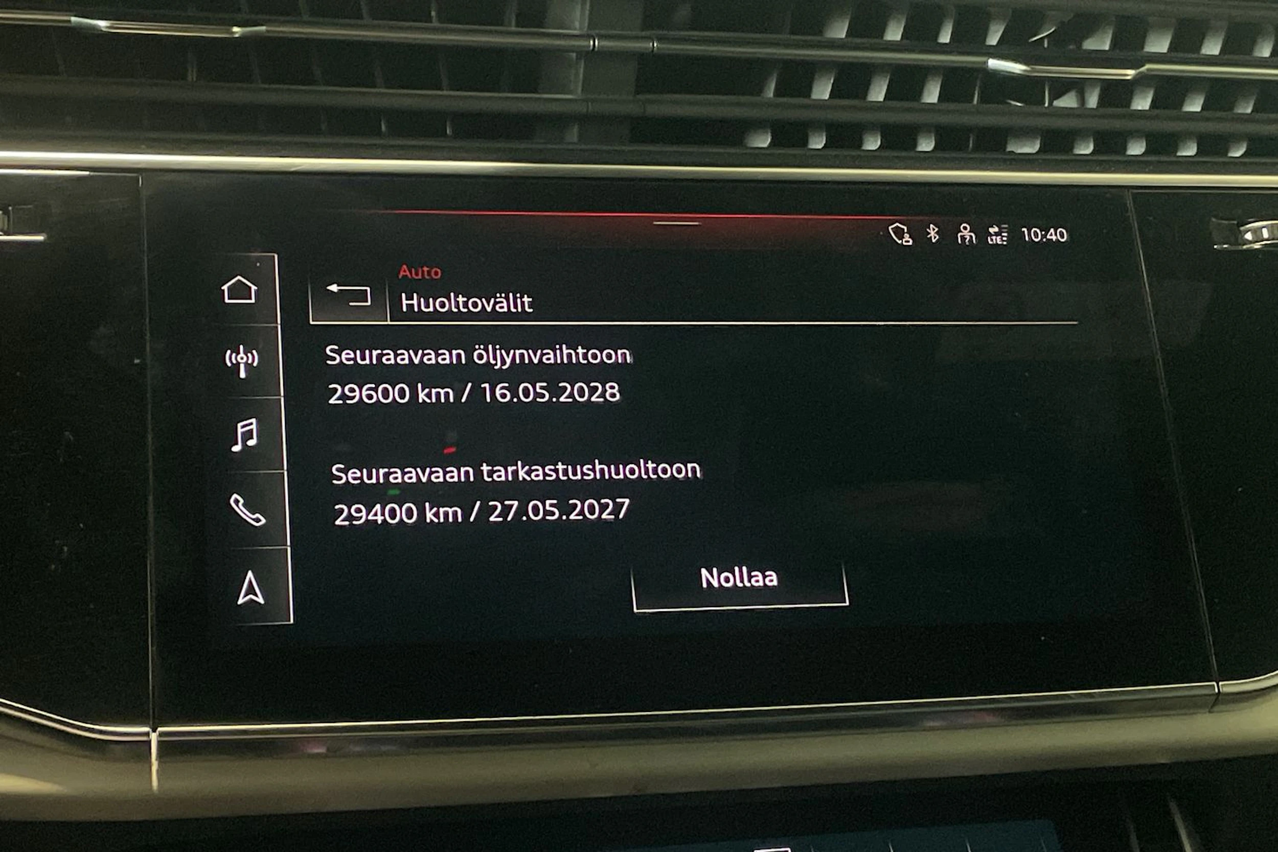 sininen Audi Q8 2021 kuva 28.