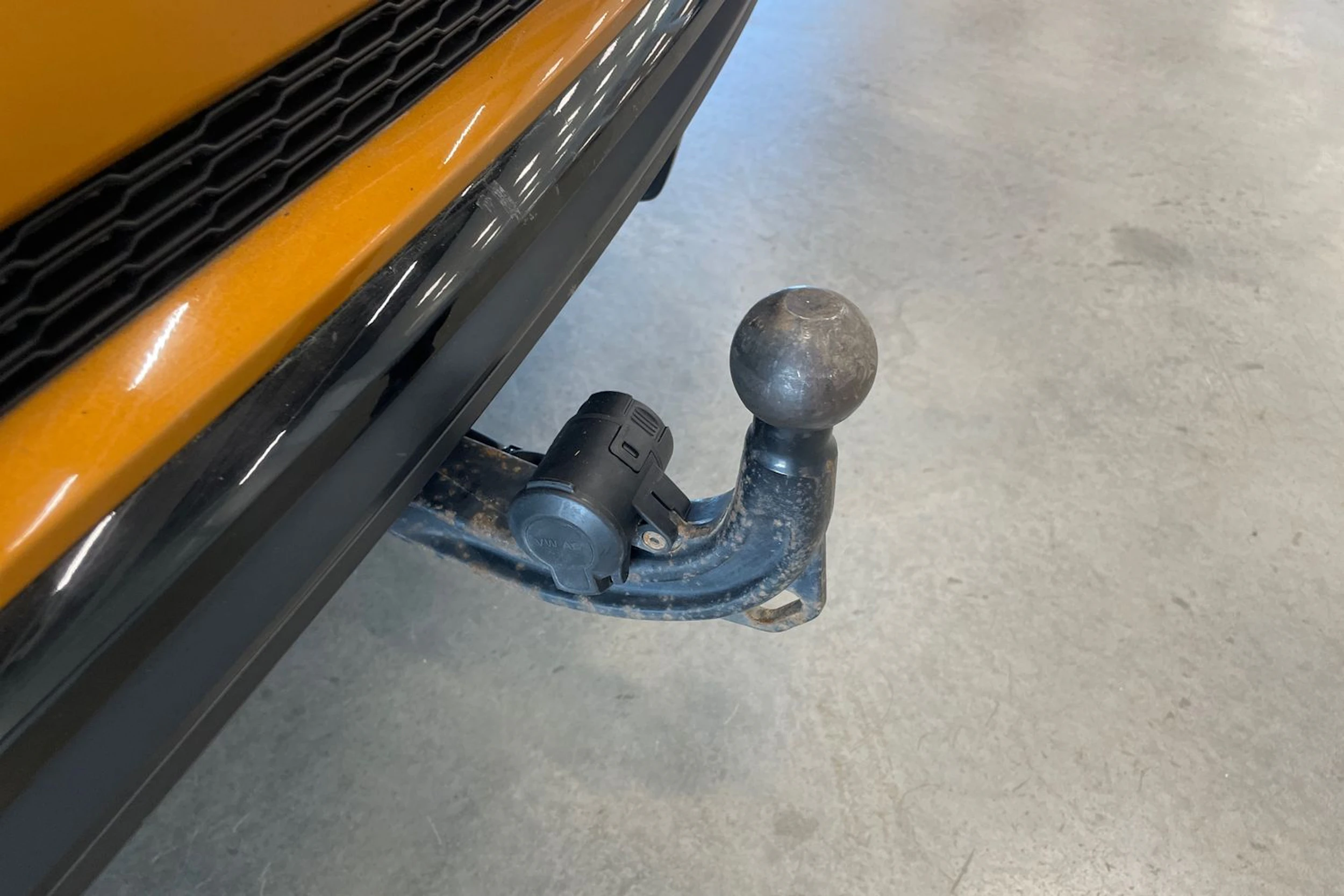sininen Audi Q8 2021 kuva 36.