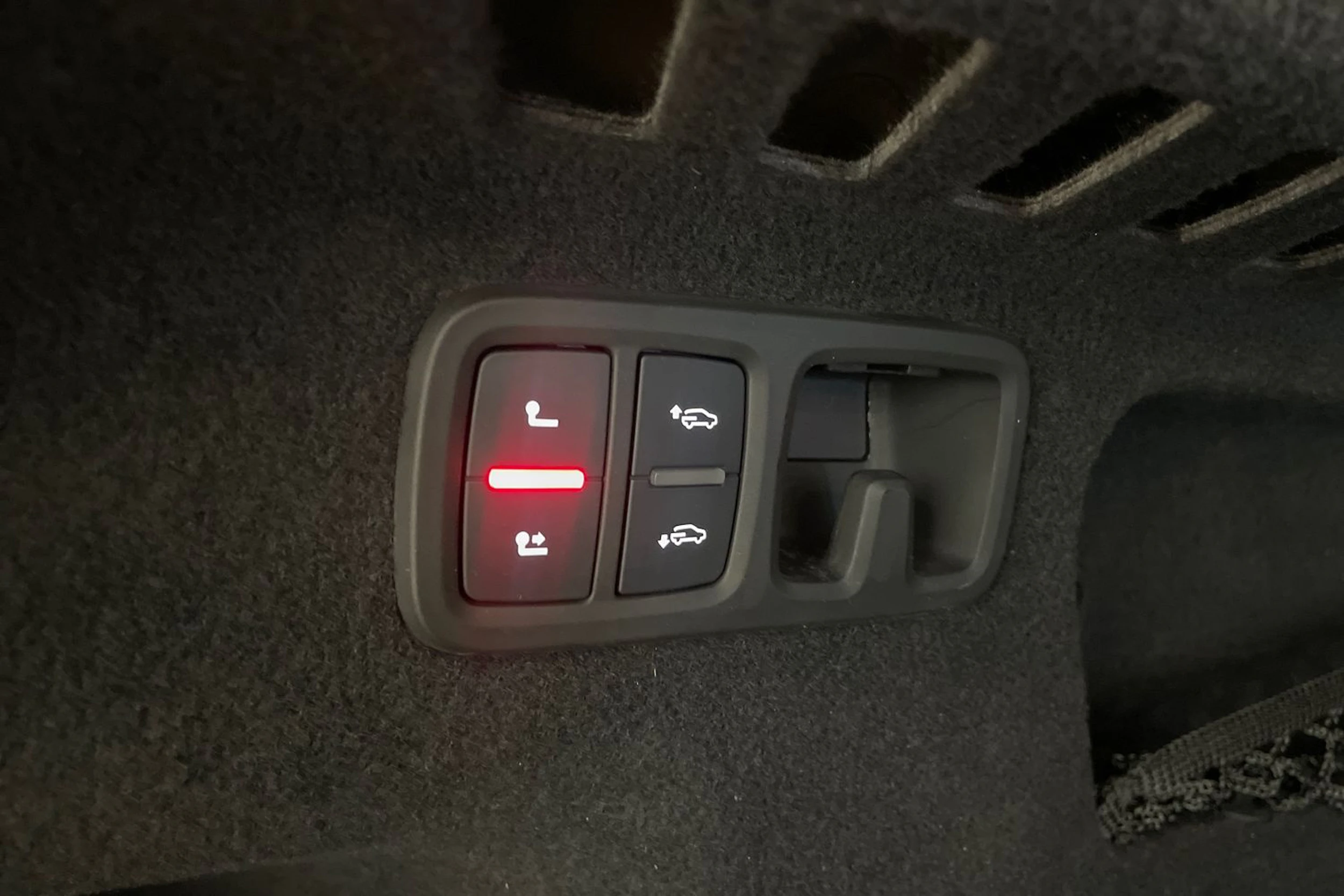 sininen Audi Q8 2021 kuva 37.