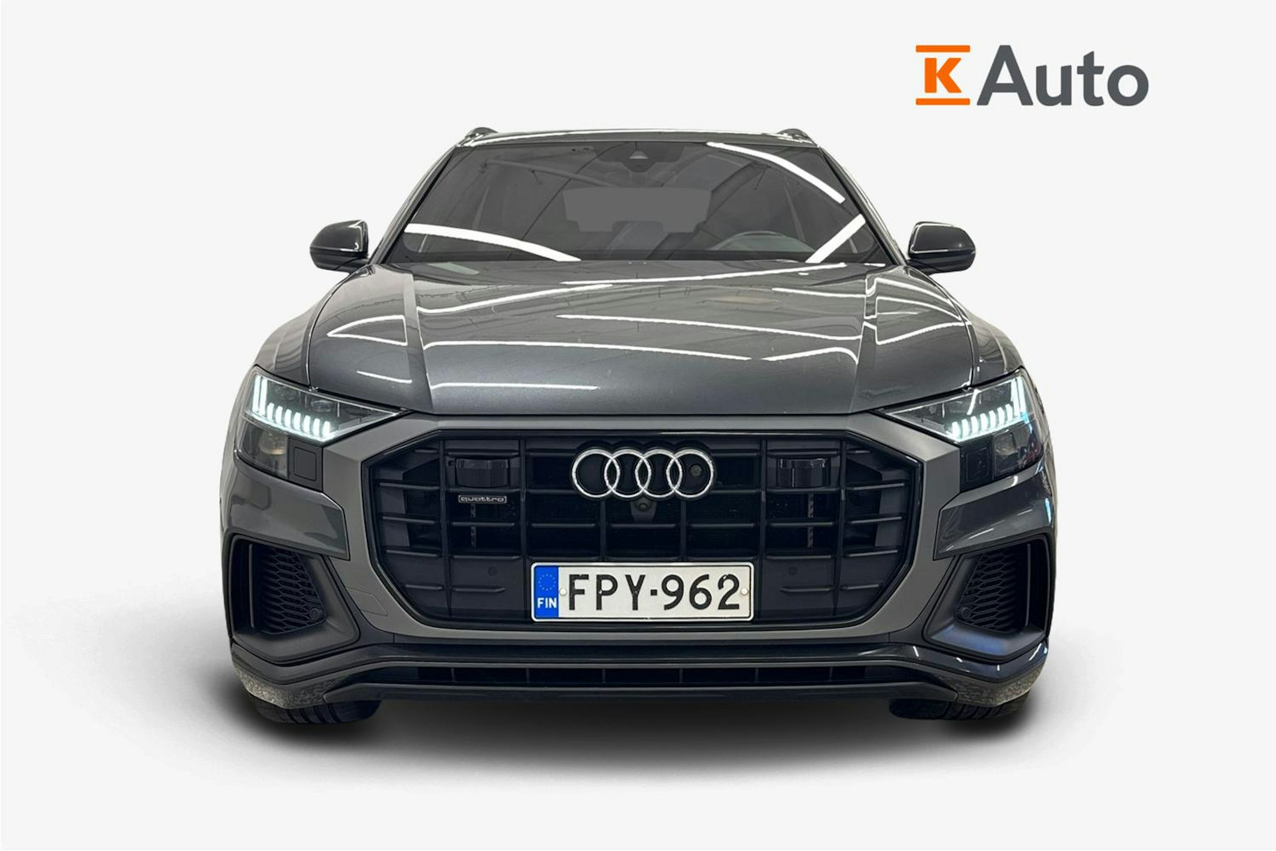 Harmaa Audi Q8 2021 kuva 5.